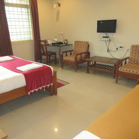 Kstdc Hotel Mayura Velapuri Belur Belur  Exterior foto
